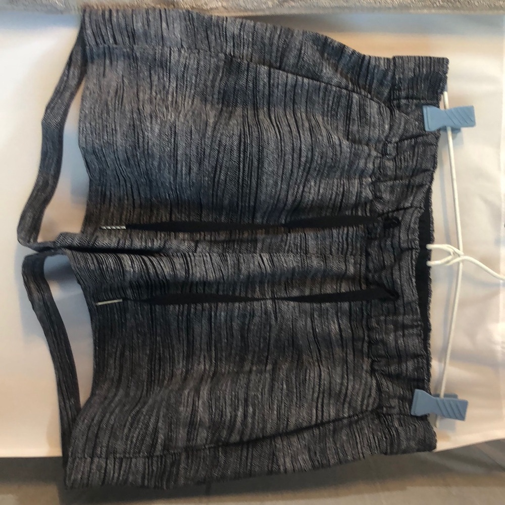 Lululemon Shorts Size 6